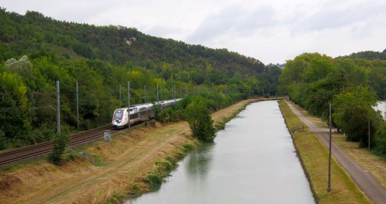 Train Canal Garonne